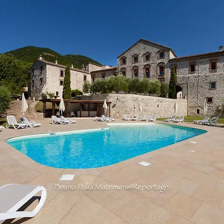 Abbazia Di San Pastore Residenza D'epoca Aparthotel