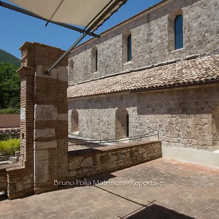 Abbazia Di San Pastore Residenza D'epoca Aparthotel 3*